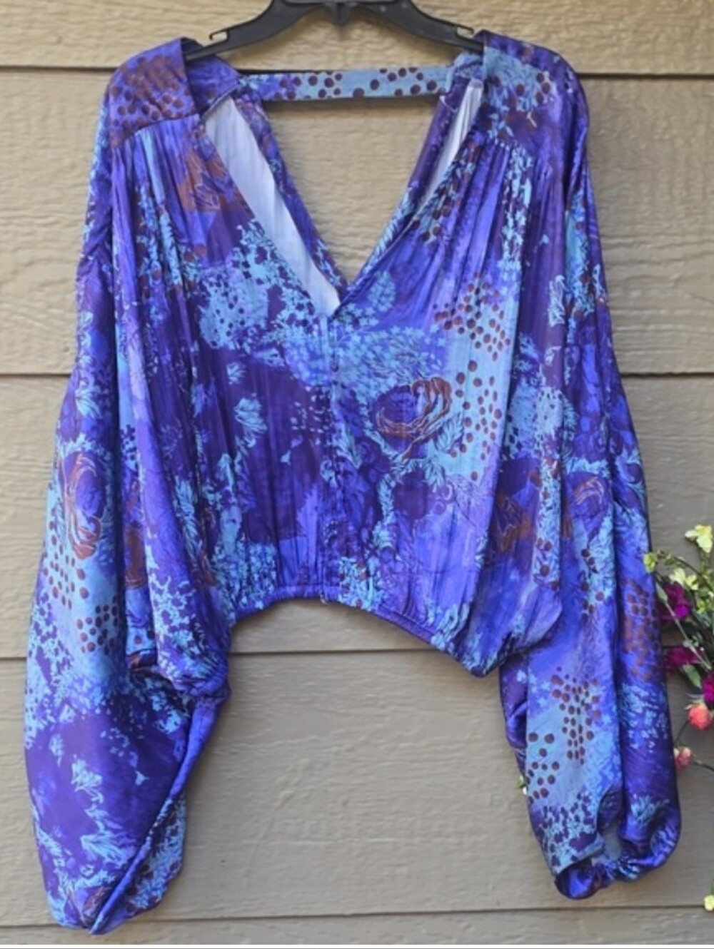 By Anthropologie Long-Sleeve Shine Cropped Blouse